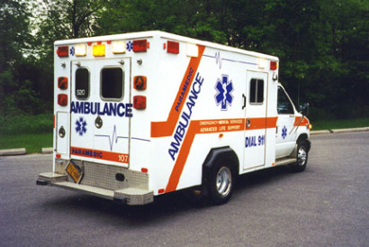 ford_e350_ambulance2.jpeg